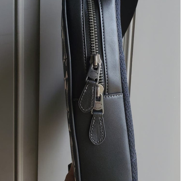 New Coach Sullivan Pack In Signature Canvas Men Bag - Picture 9 of 13